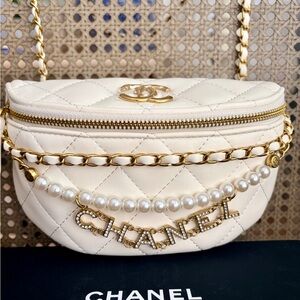 GWP Cream Quilted cc Crossbody Bag with Gold and Pearl Details